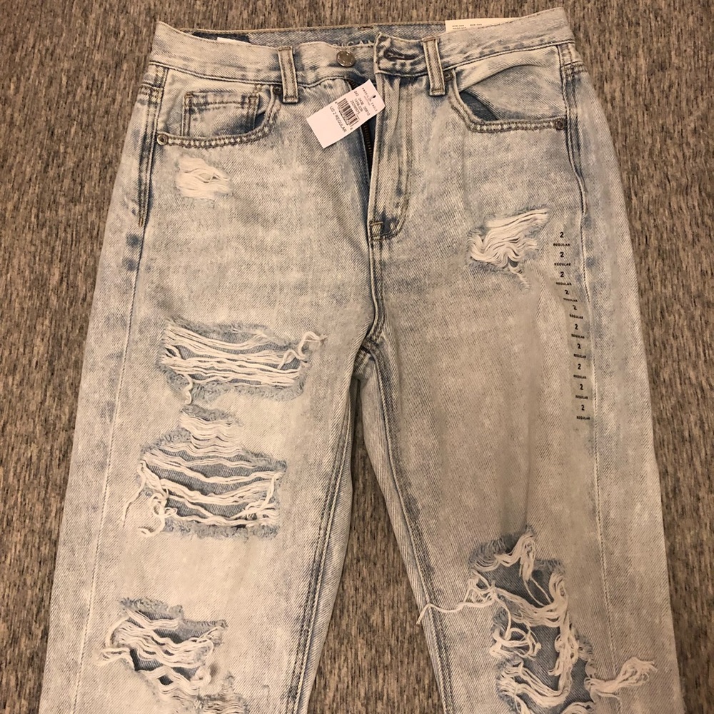 American Eagle Mom Jeans